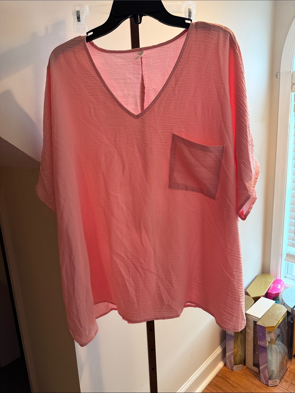 Women's Light Pink V-Neck Pocket Blouse